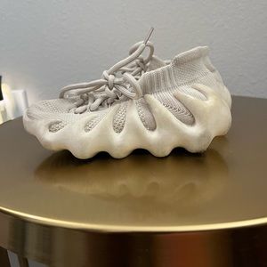 COPY - Adidas Yeezy Clouds